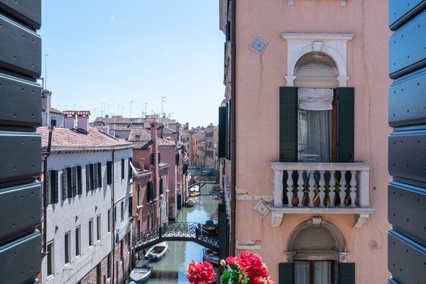 Deluxe Apartment, 2 Bedrooms (Check-in online) | 1 bedroom, premium bedding, down comforters, soundproofing