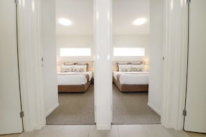 2 bedrooms, iron/ironing board, cribs/infant beds, WiFi