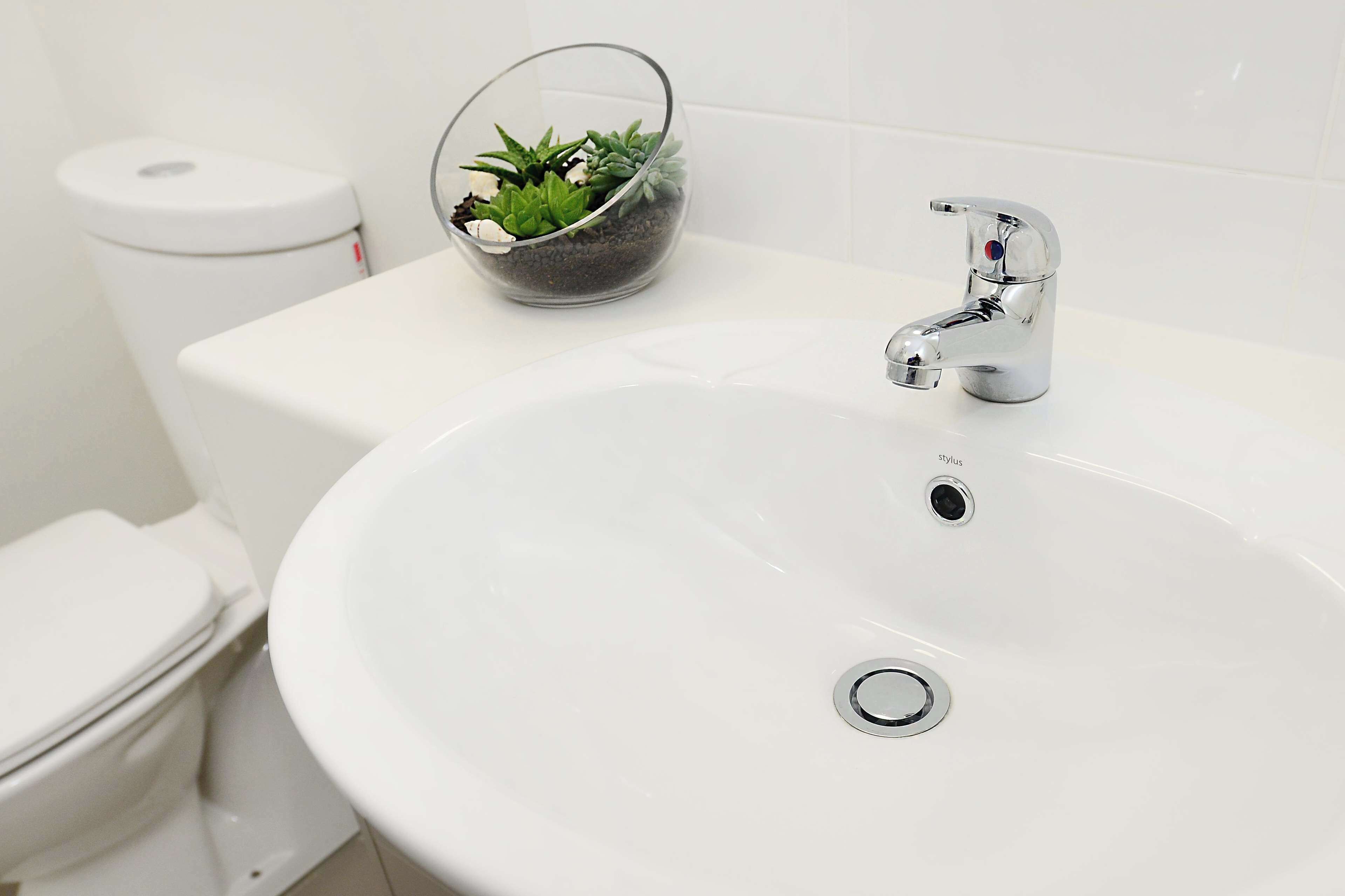 2 bedrooms, iron/ironing board, cots/infant beds, wifi