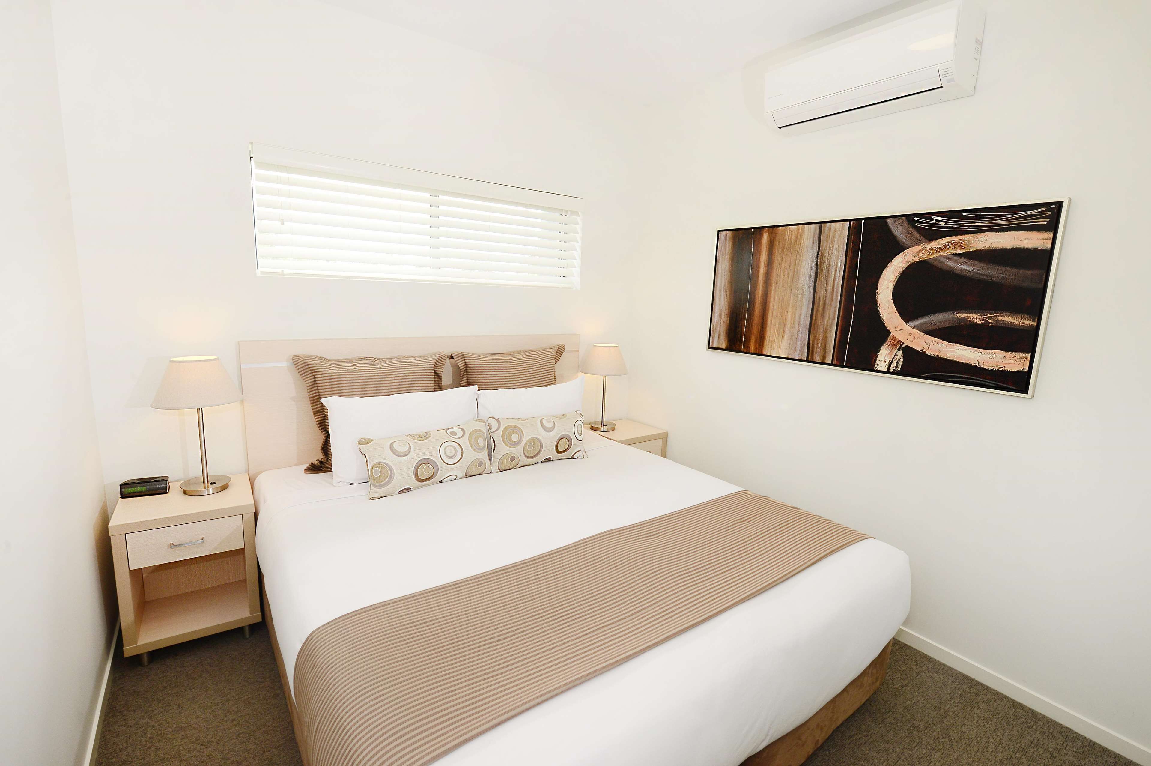 2 bedrooms, iron/ironing board, cots/infant beds, wifi