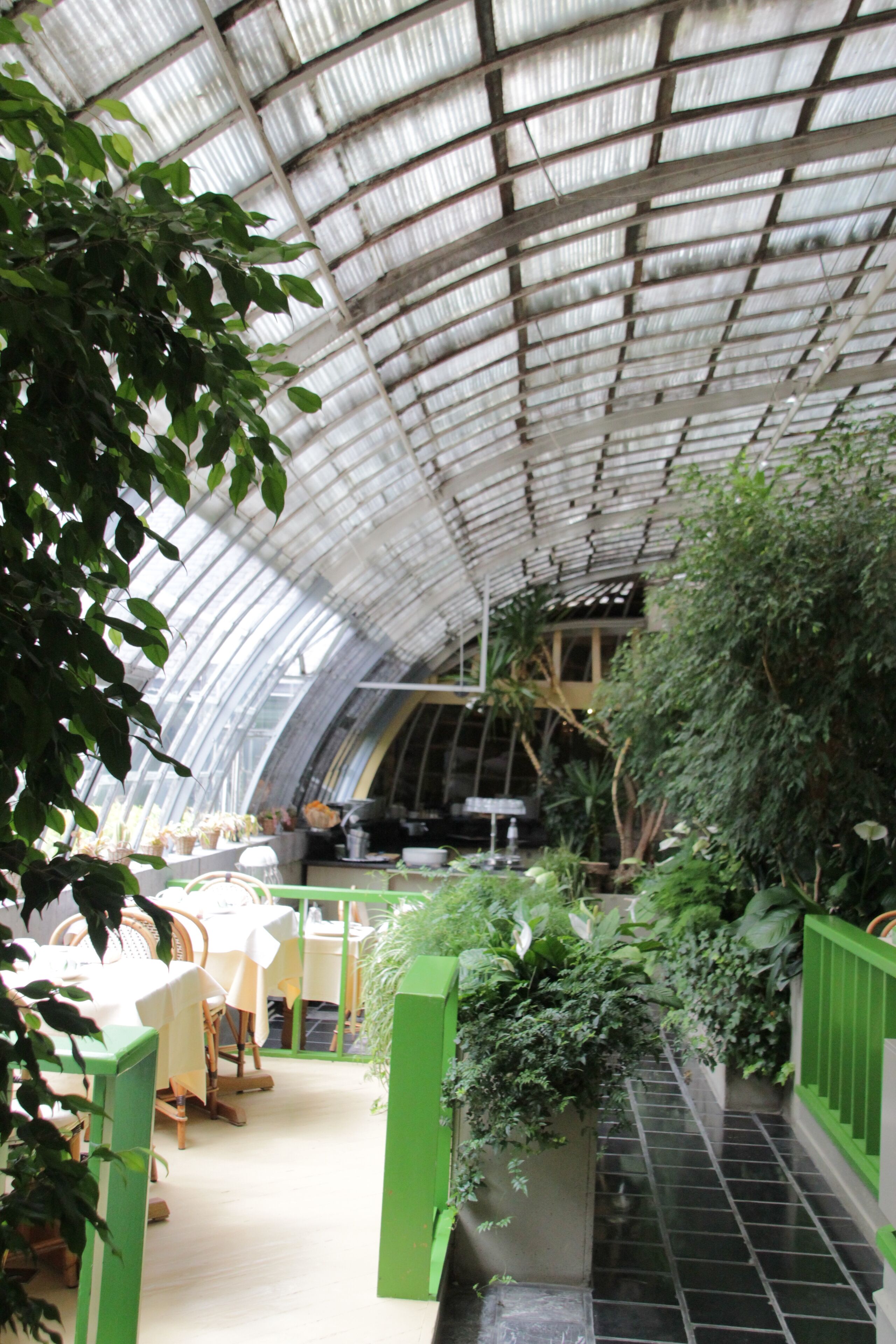 daily buffet breakfast (eur 20 per person)