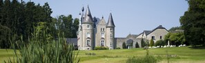 Exterior - Château d'Hassonville (Marche-en-Famenne)
