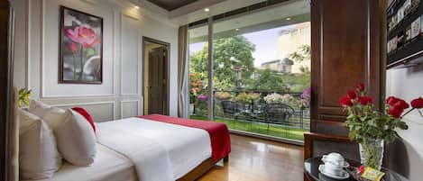 Premium Suite Large Balcony City View | 1 bedroom, memory foam beds, minibar, in-room safe