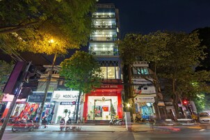 Front of property - evening/night