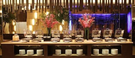 Daily buffet breakfast (IDR 123000 per person)