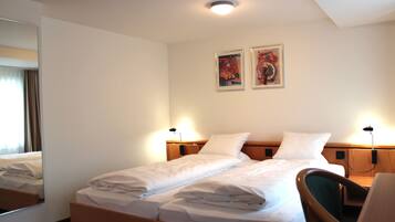 Double Room (Relax) | In-room safe, desk, blackout drapes, soundproofing