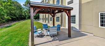 Quality Inn & Suites