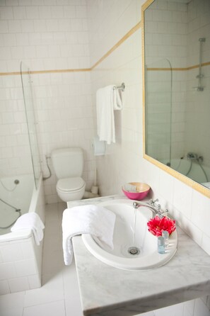 Chambre Double Standard | Salle de bain
