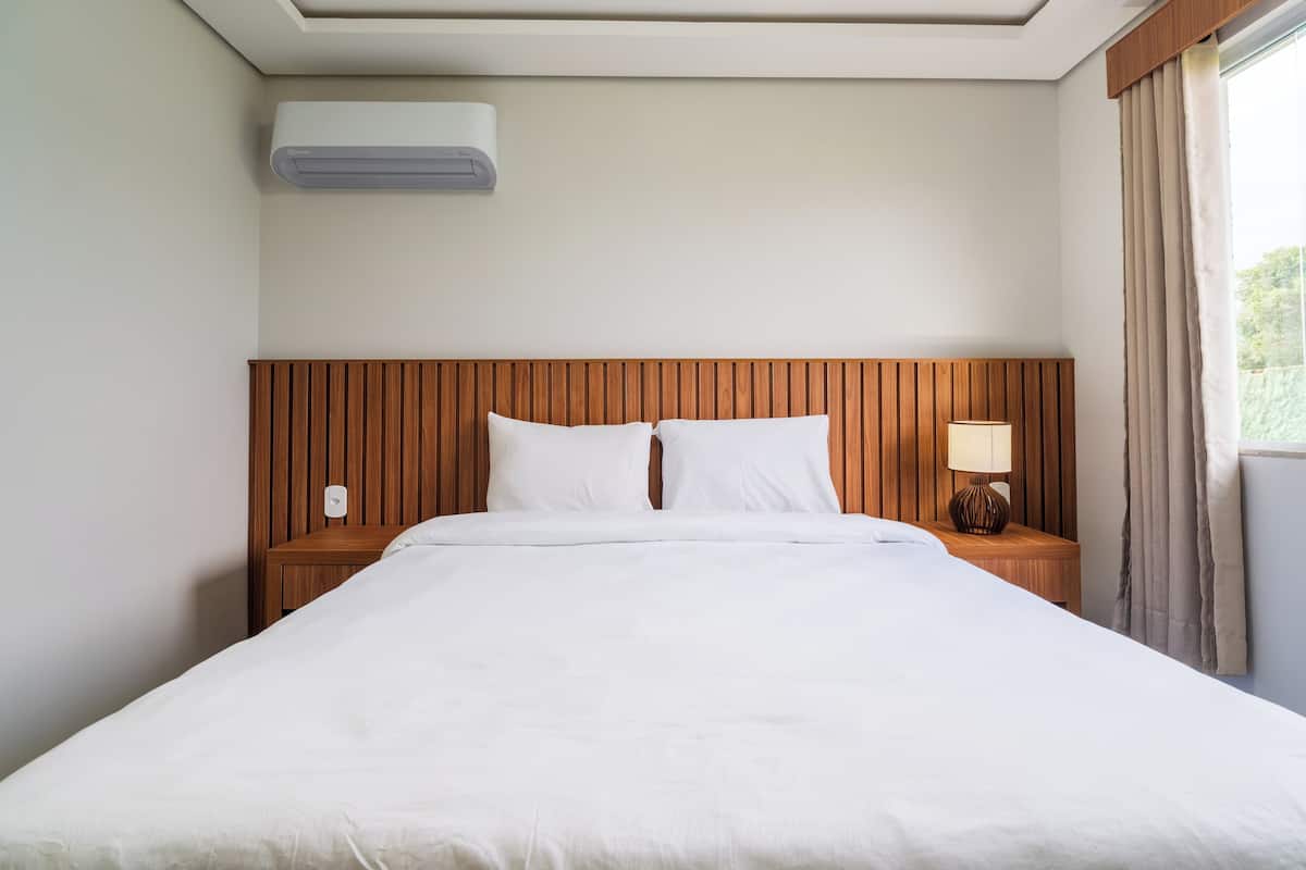 Süit (Tropical) | 1 yatak odası, minibar, odada kasa, çarşaf takımı