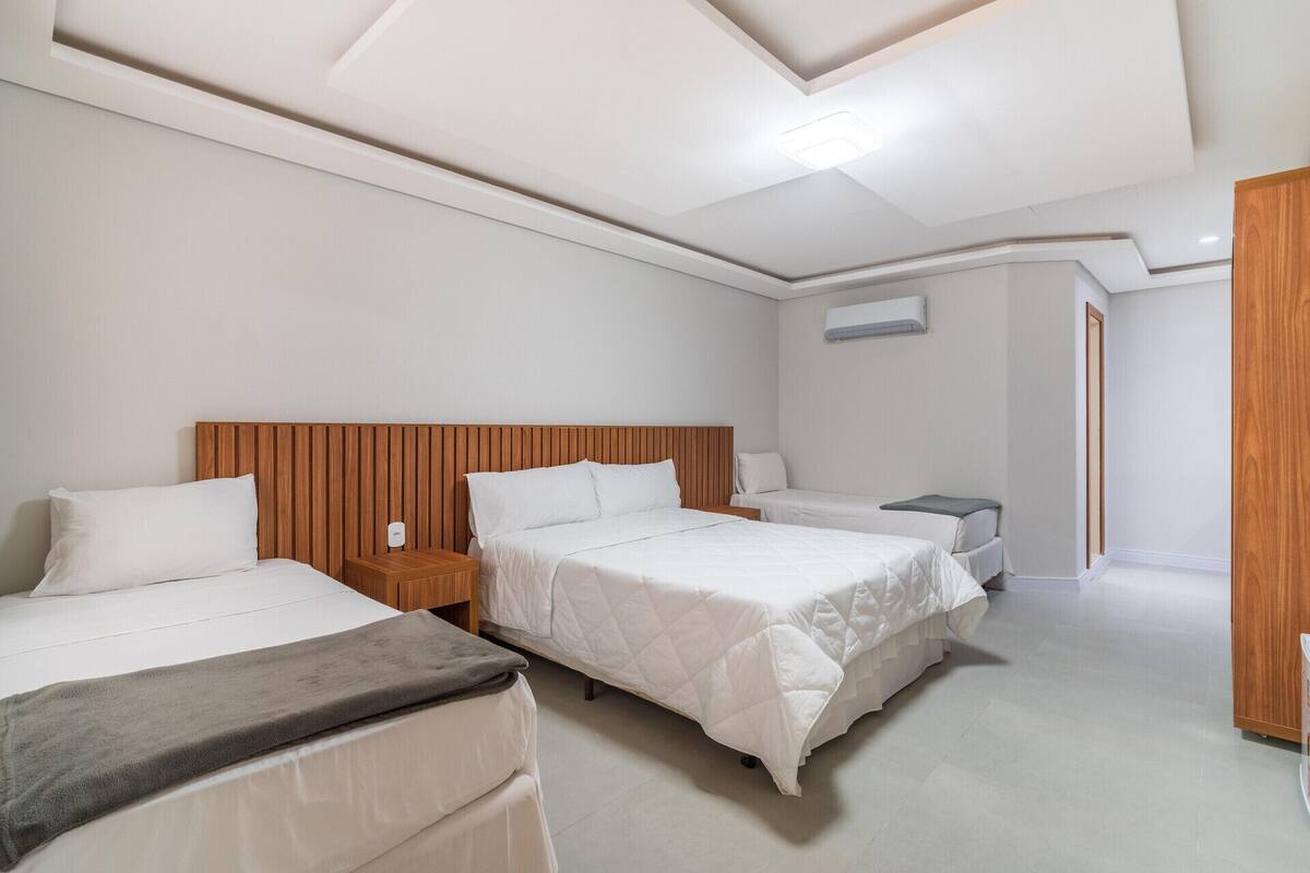 1 habitación, minibar y caja de seguridad en la habitación