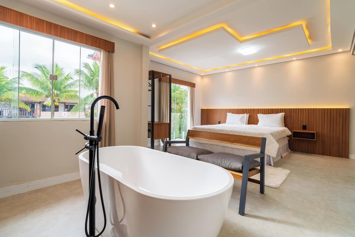 Suite, vasca da bagno (Glamour) | 1 camera, minibar, una cassaforte in camera, lenzuola