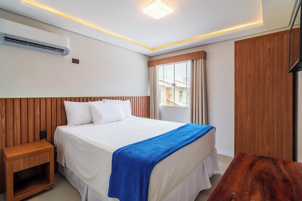 Superior Süit (Oasis) | 1 yatak odası, minibar, odada kasa, çarşaf takımı