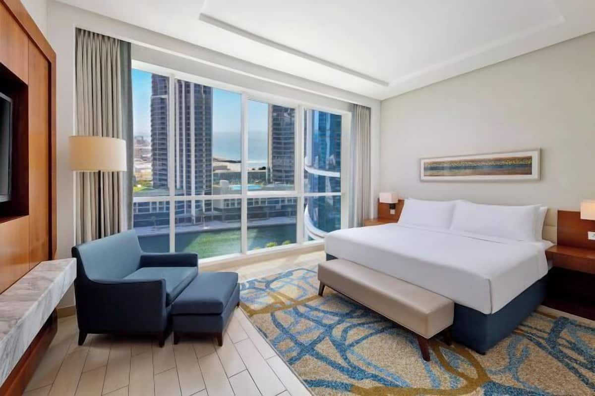 1 bedroom, minibar, in-room safe, laptop workspace