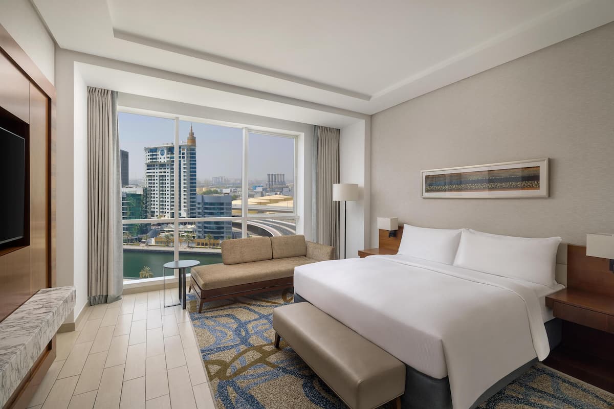 1 camera, minibar, una cassaforte in camera, postazione laptop