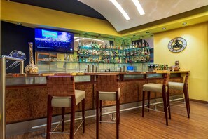 Serves dinner and happy hour