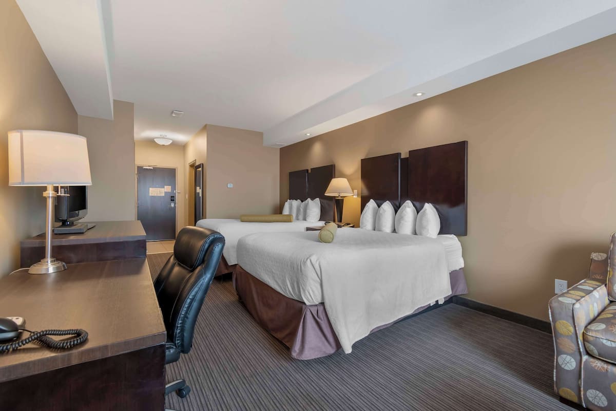 1 chambre, coffre-fort, bureau