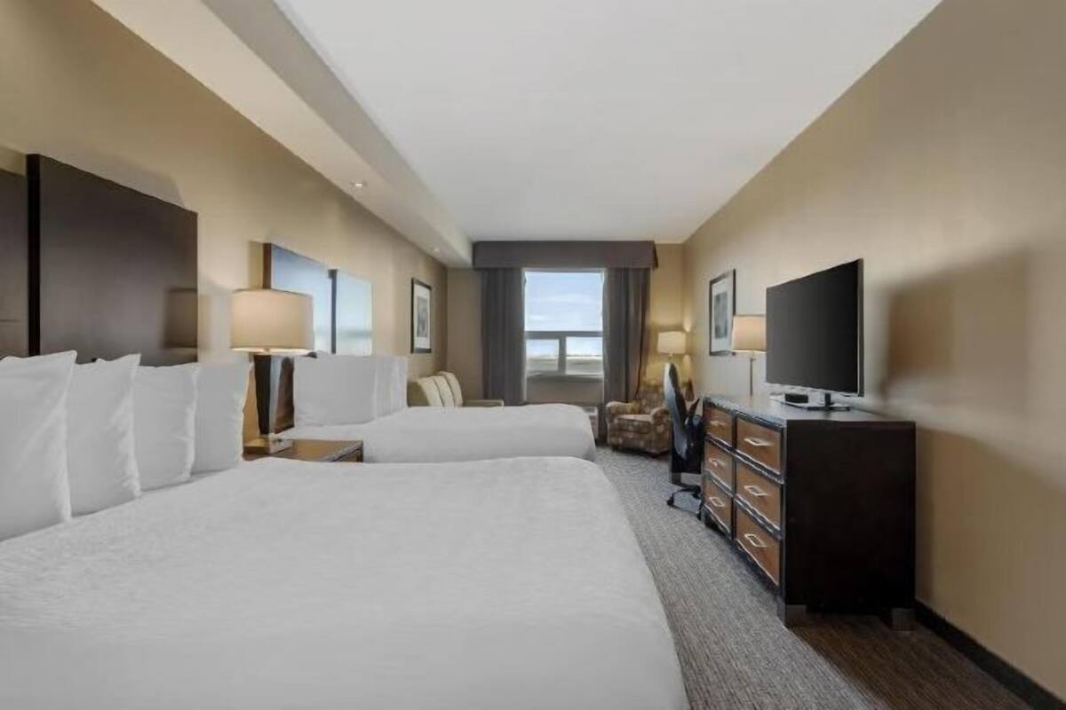 In-room safe, desk, laptop workspace, blackout drapes
