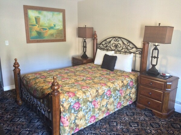 經典客房, 1 張加大雙人床 | 熨斗/熨衣板、折疊床/加床、免費無線上網