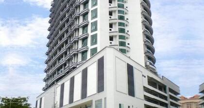 The CEO Duplex SOHO Suite