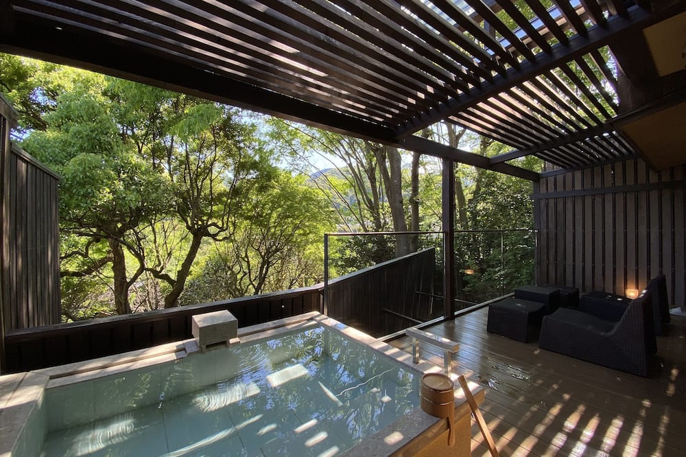 Yugawara Spa Ryokan Ashikari