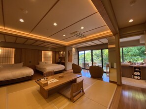 Habitación tradicional con 2 camas individuales, para no fumadores (TAKAMADO, Open Air Bath) | Minibar, caja de seguridad en la habitación, wifi gratis y ropa de cama 