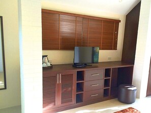 Garden Bungalow | Living area | 32-inch LED TV with satellite channels, TV, DVD player - Dreams Villa Resort (Koh Samui)