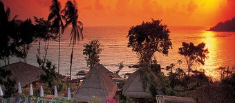 Coral Bay Resort
