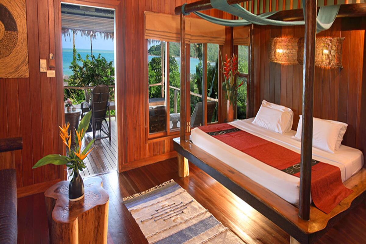 Beach Front Deluxe Double | Interior detail