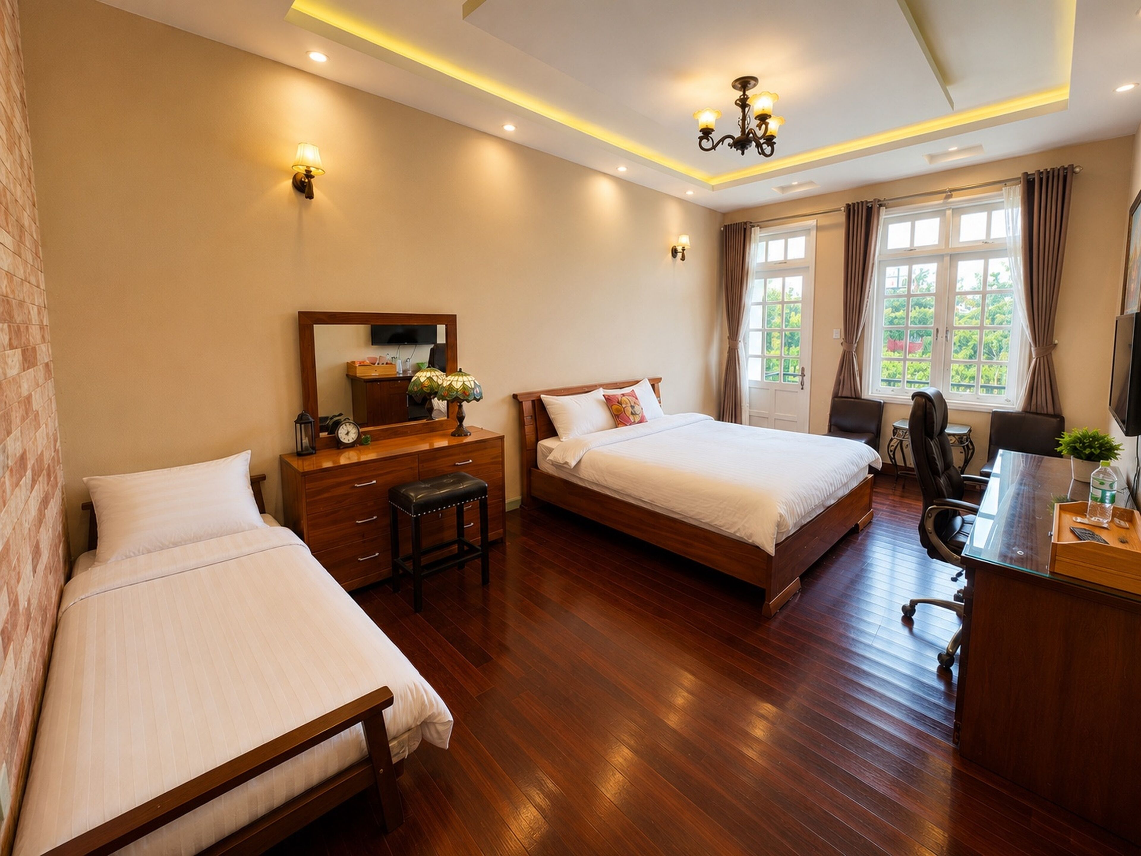  Deluxe Room (Jasmine) | Down comforters, pillowtop beds, free minibar items, in-room safe