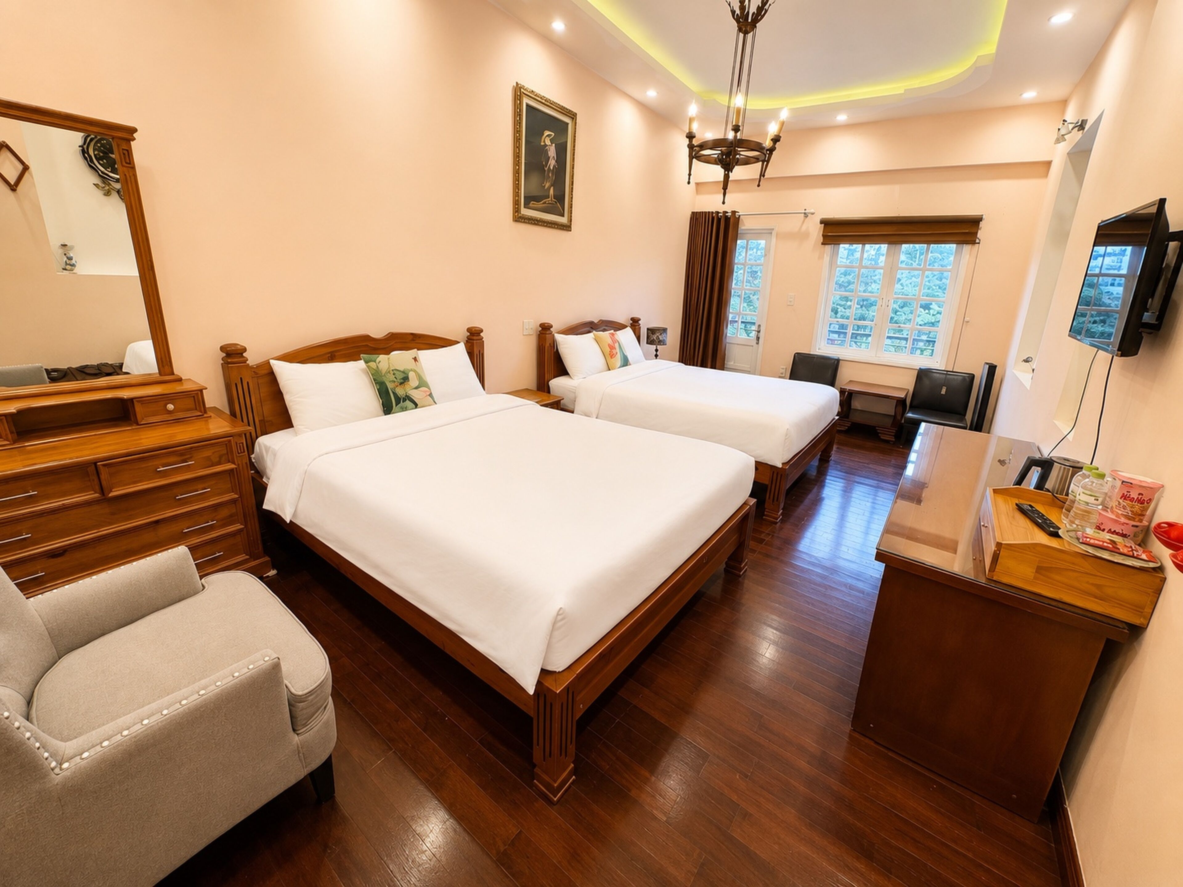 Family Room (Lotus) | Down comforters, pillowtop beds, free minibar items, in-room safe
