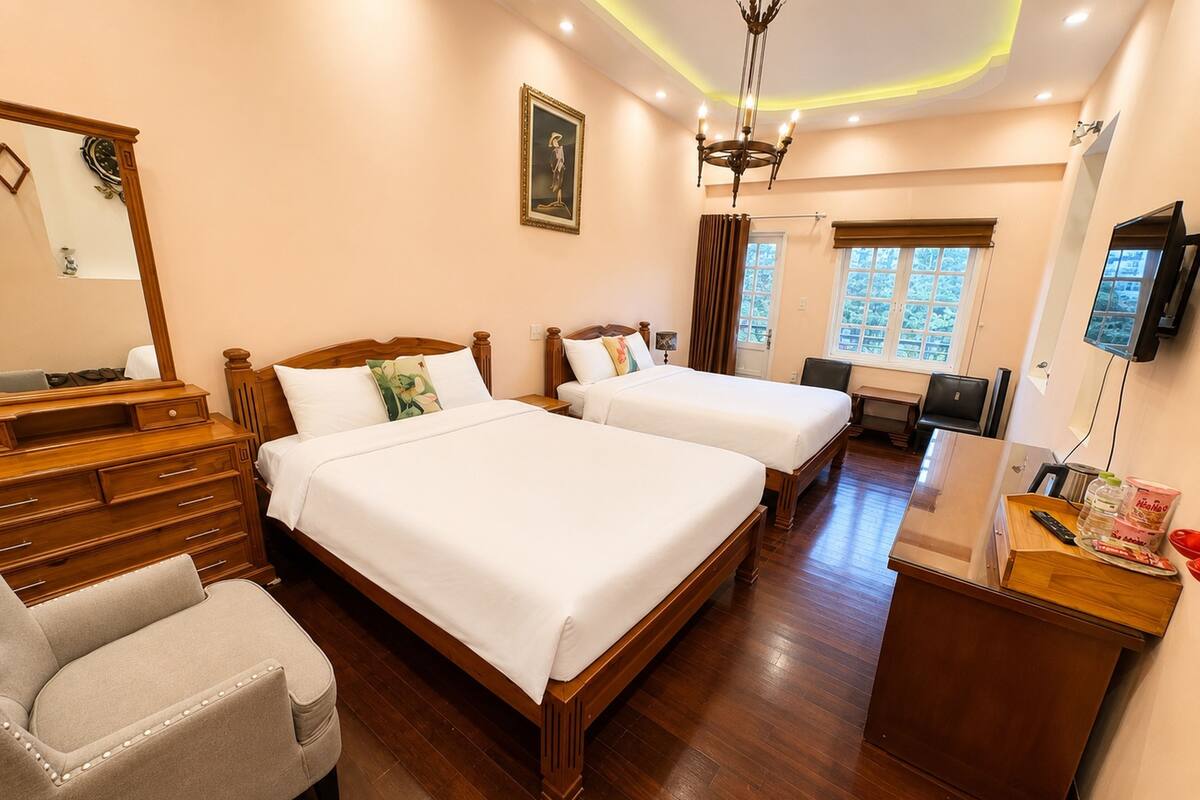 Family Room (Lotus) | Down comforters, pillowtop beds, minibar (some free items), in-room safe