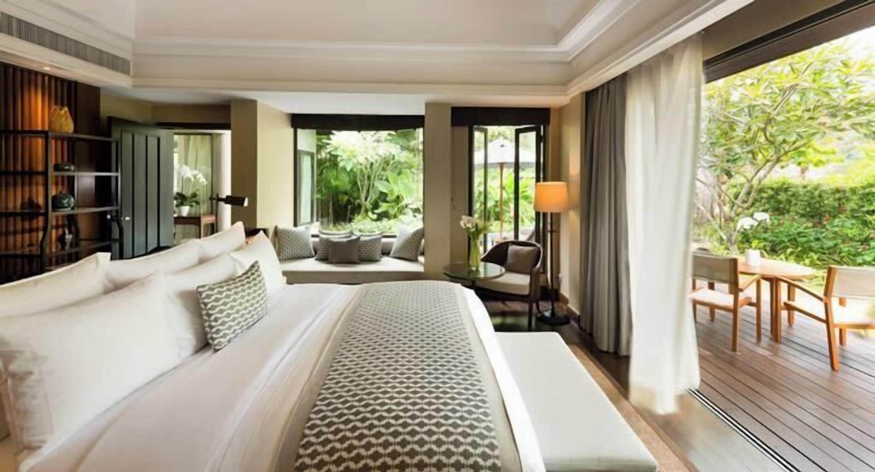 Beachfront Layan Pool Villa