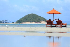 Privat strand i närheten och vit sandstrand