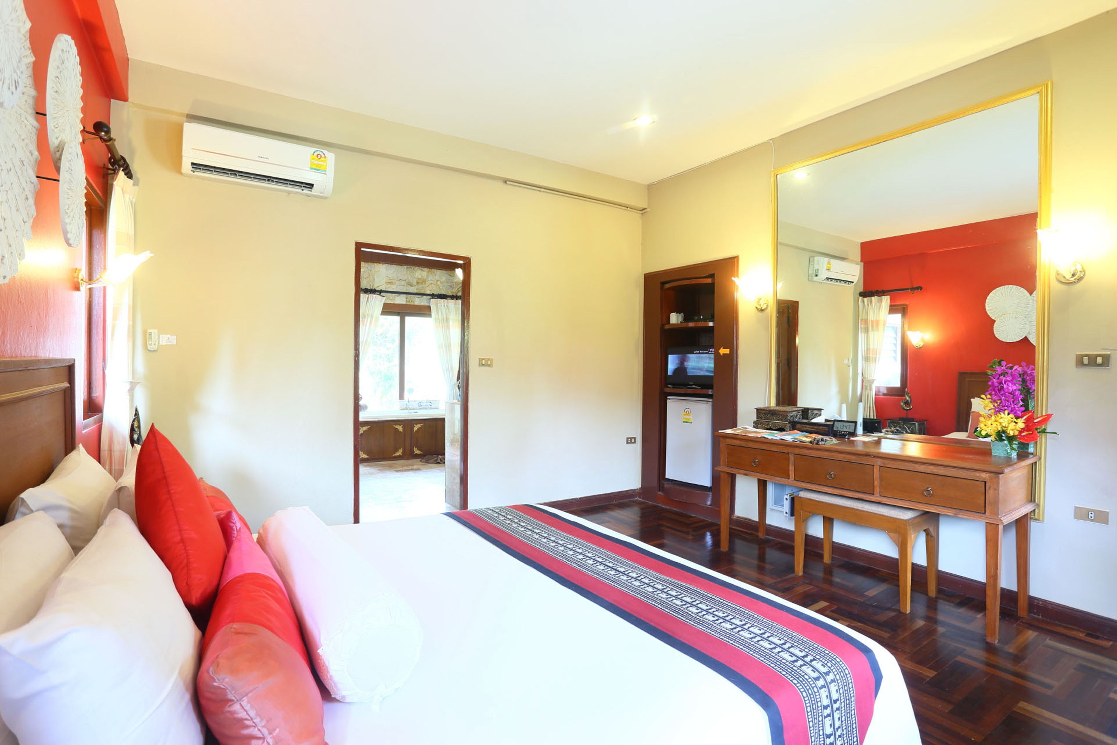 garden view villa | minibar, in-room safe, desk, cots/infant beds