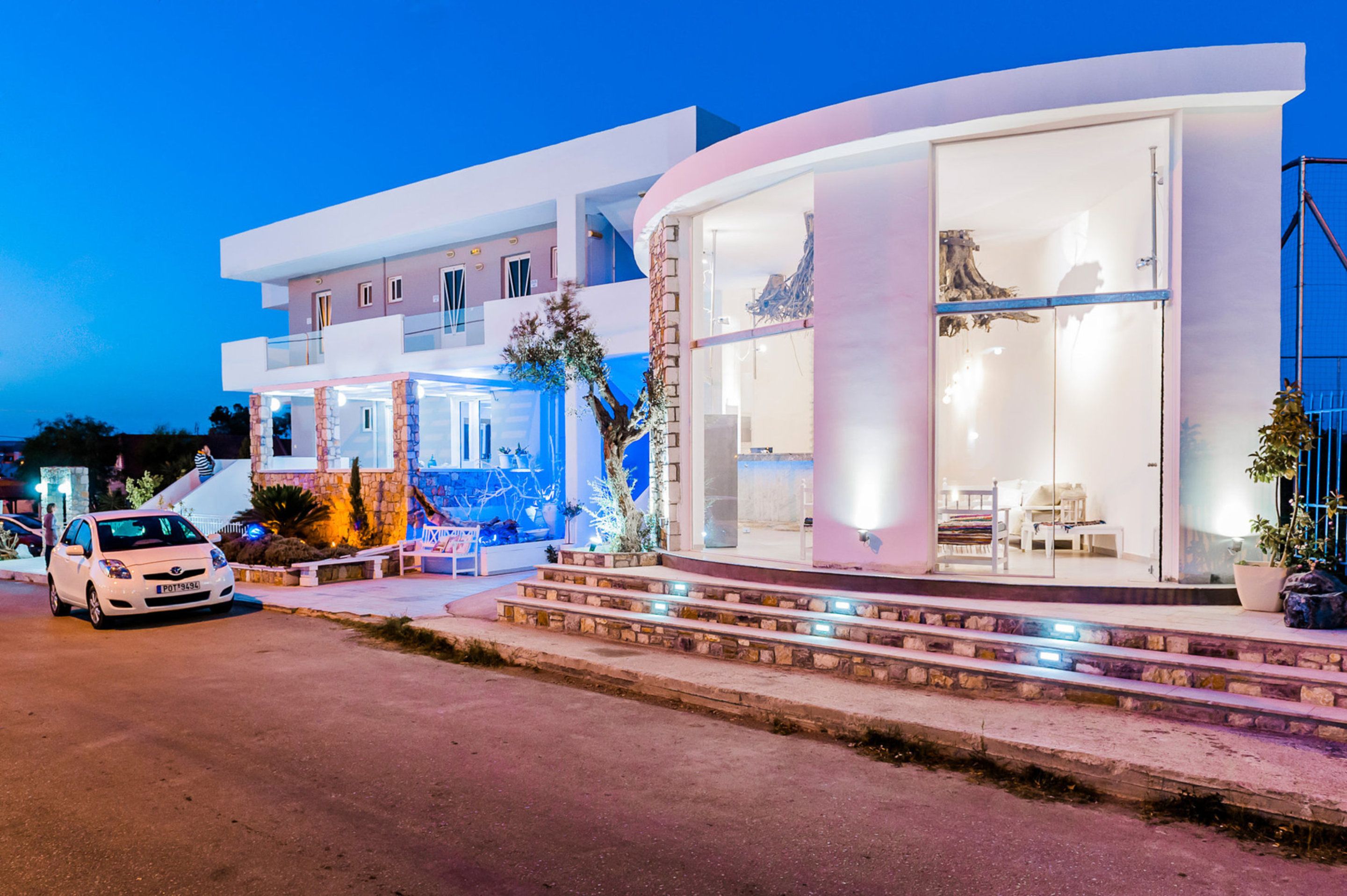 Foto - Kouros Home & Suites