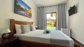 Quarto econômico, 1 cama de casal | Frigobar, Wi-Fi de cortesia, roupa de cama