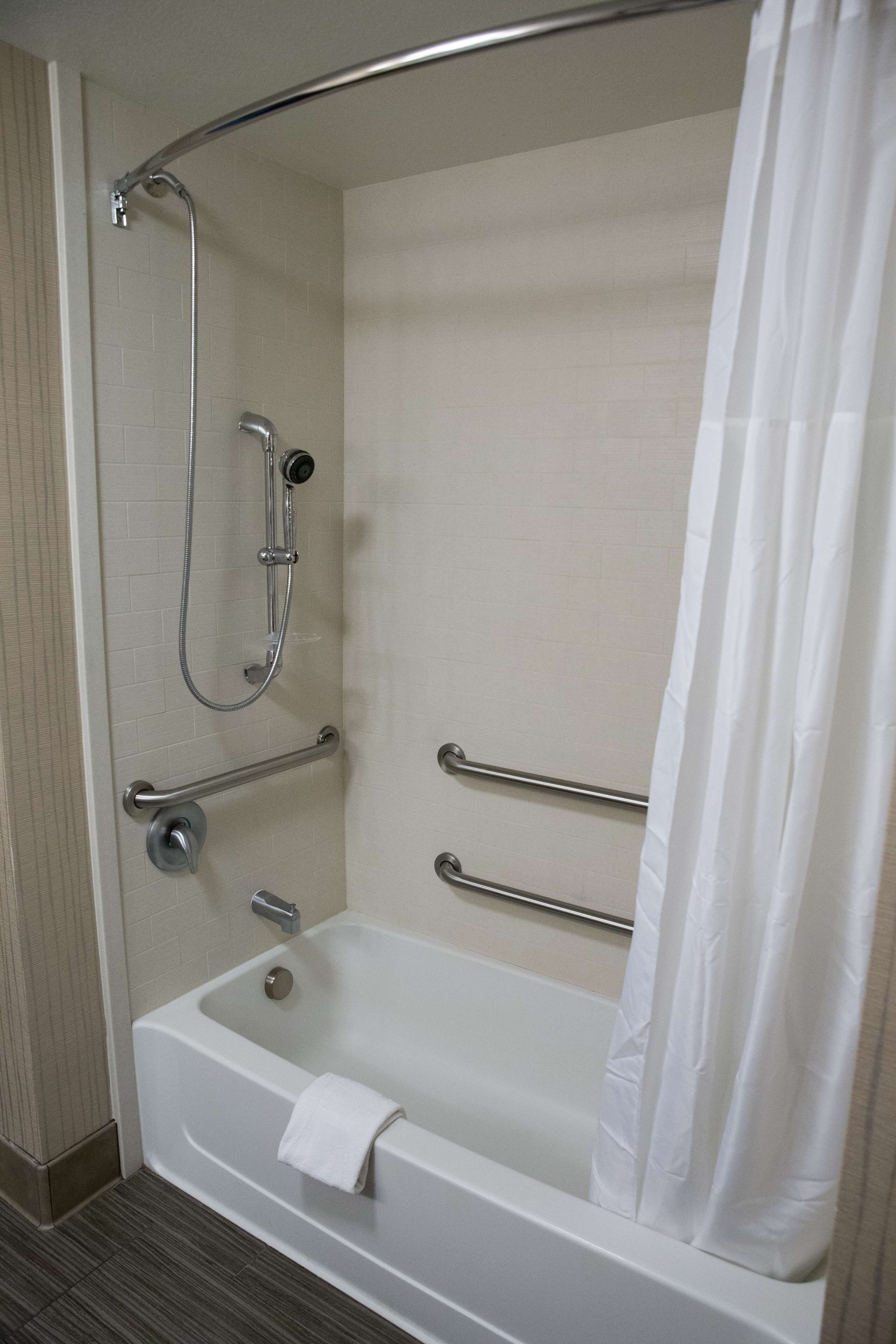 room, 2 queen beds, accessible, bathtub | bathroom | free toiletries, hair dryer, towels