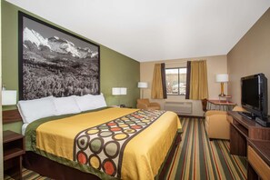 Desk, blackout curtains, free cots/infant beds, free WiFi - Super 8 by Wyndham Kremmling (Kremmling)