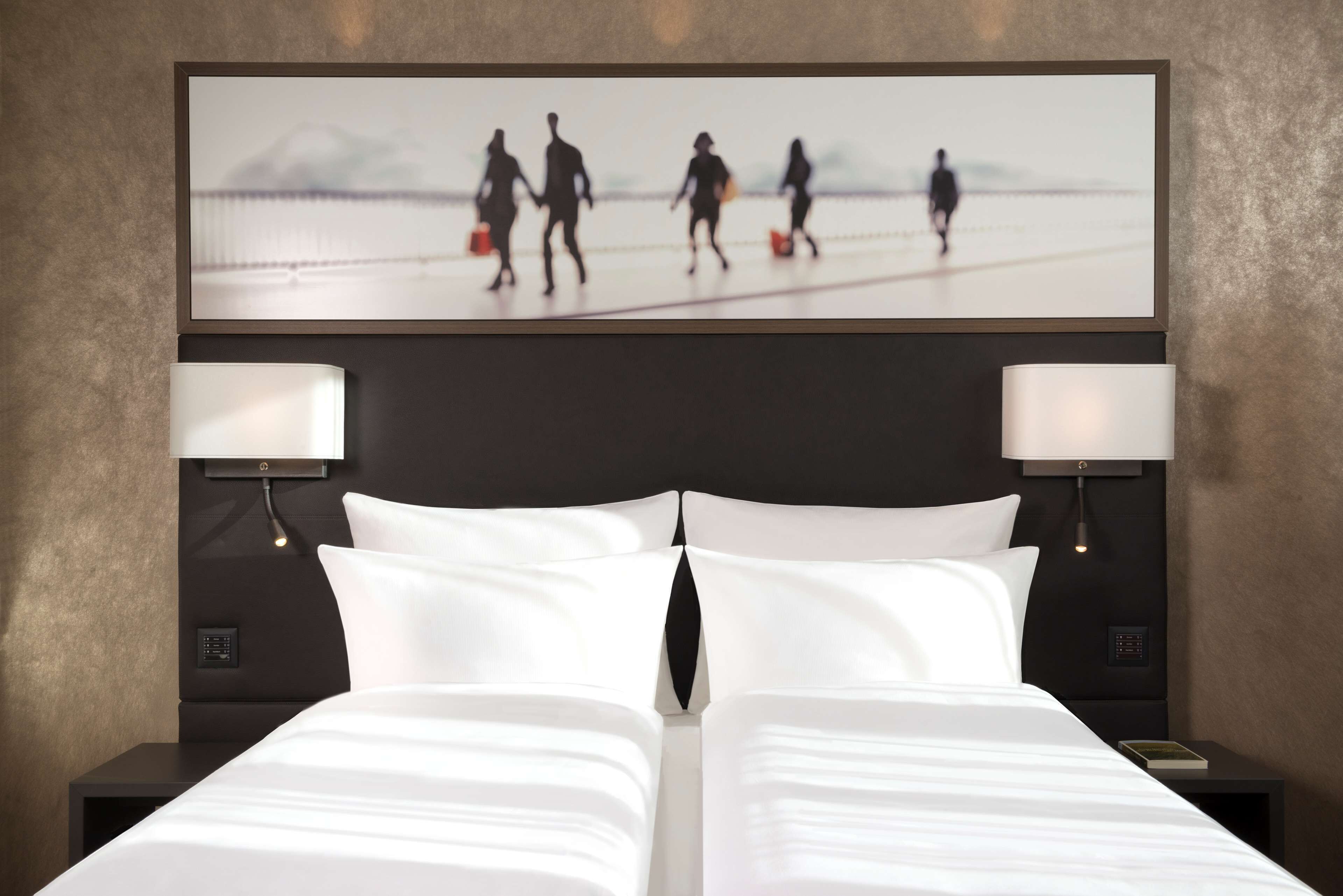 1 bedroom, in-room safe, desk, free cots/infant beds