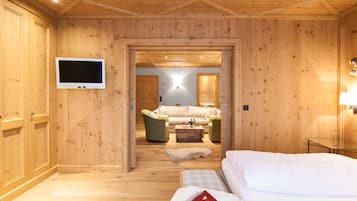 1 habitación, ropa de cama de alta calidad y minibar