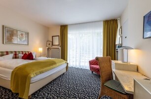 Minibar, individually decorated, desk, laptop workspace