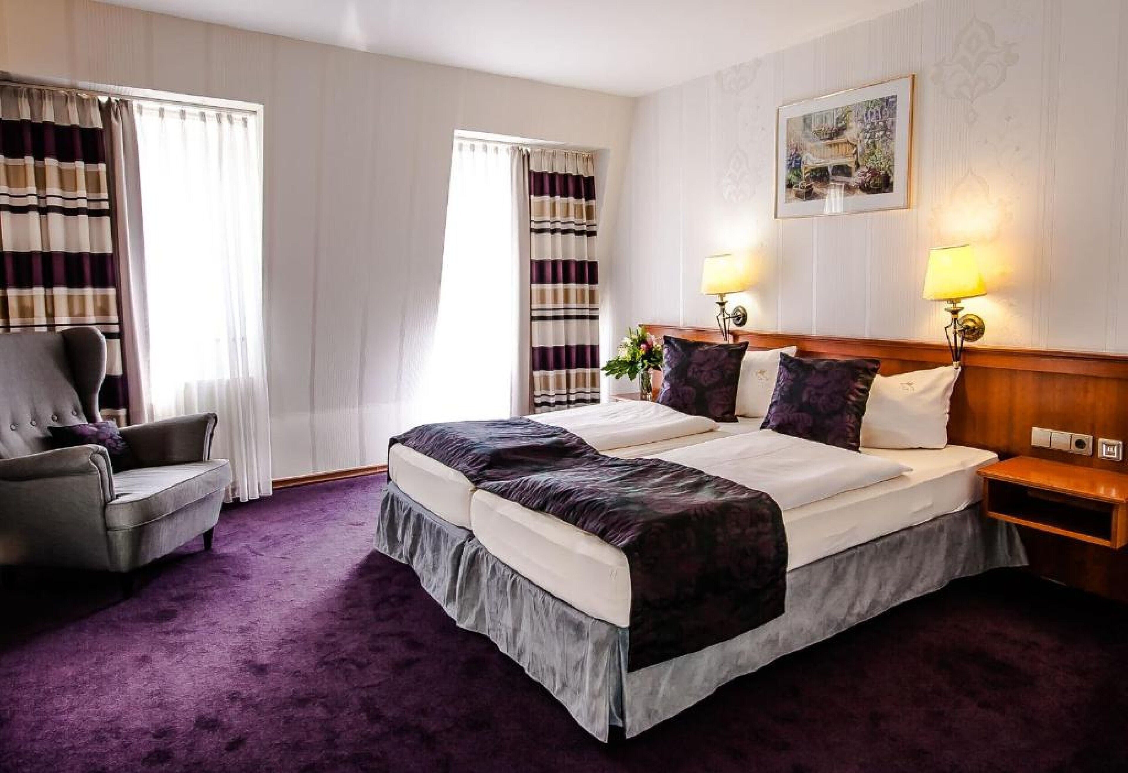 classic double room, 1 double bed, balcony, river view | hypo-allergenic bedding, minibar, in-room safe, desk