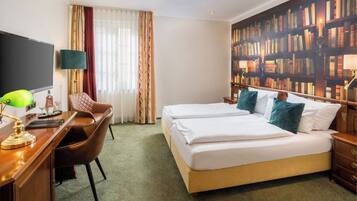 Classic Double Room, 1 King Bed, City View | Hypo-allergenic bedding, minibar, in-room safe, desk