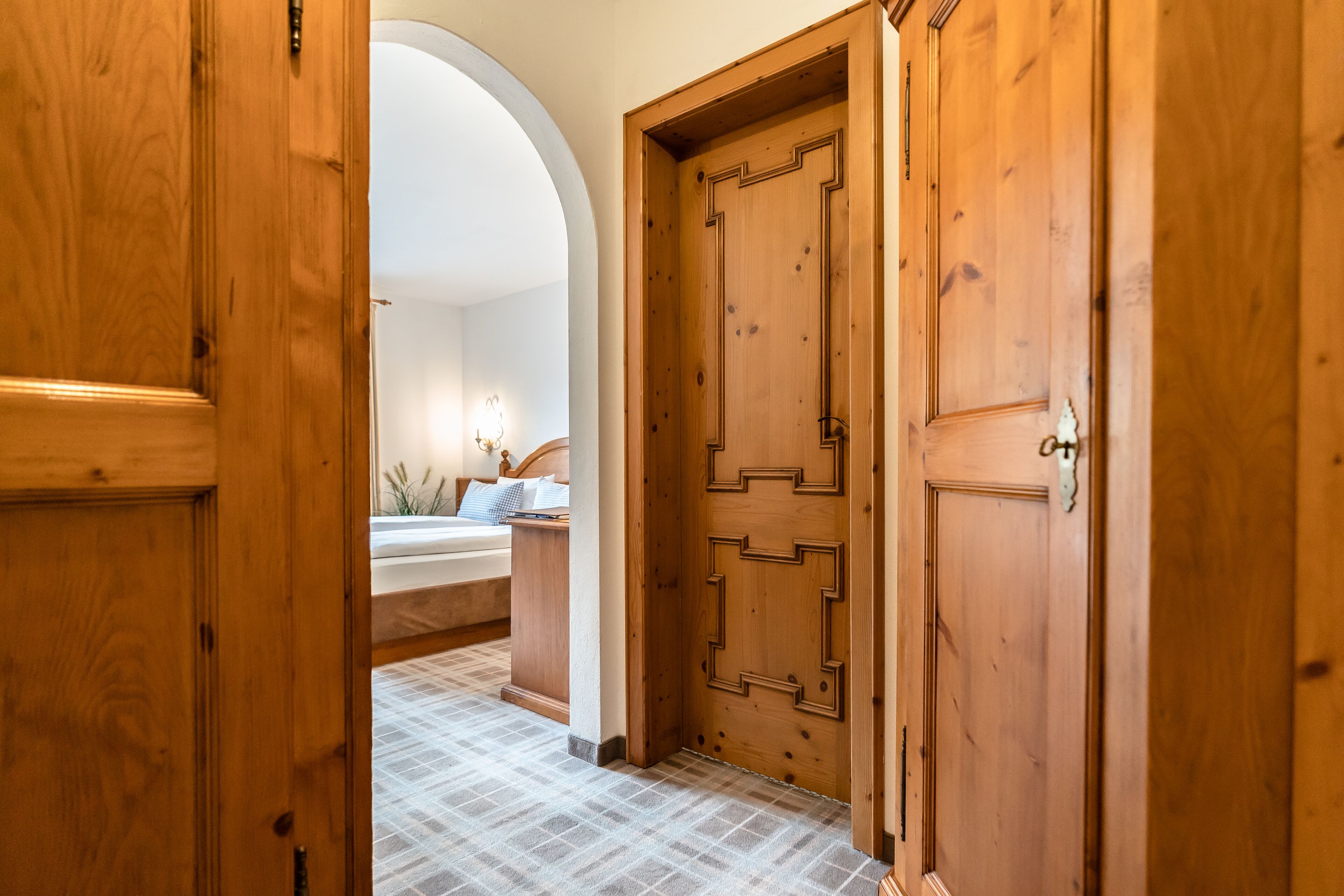 double room | 1 bedroom, hypo-allergenic bedding, minibar, in-room safe