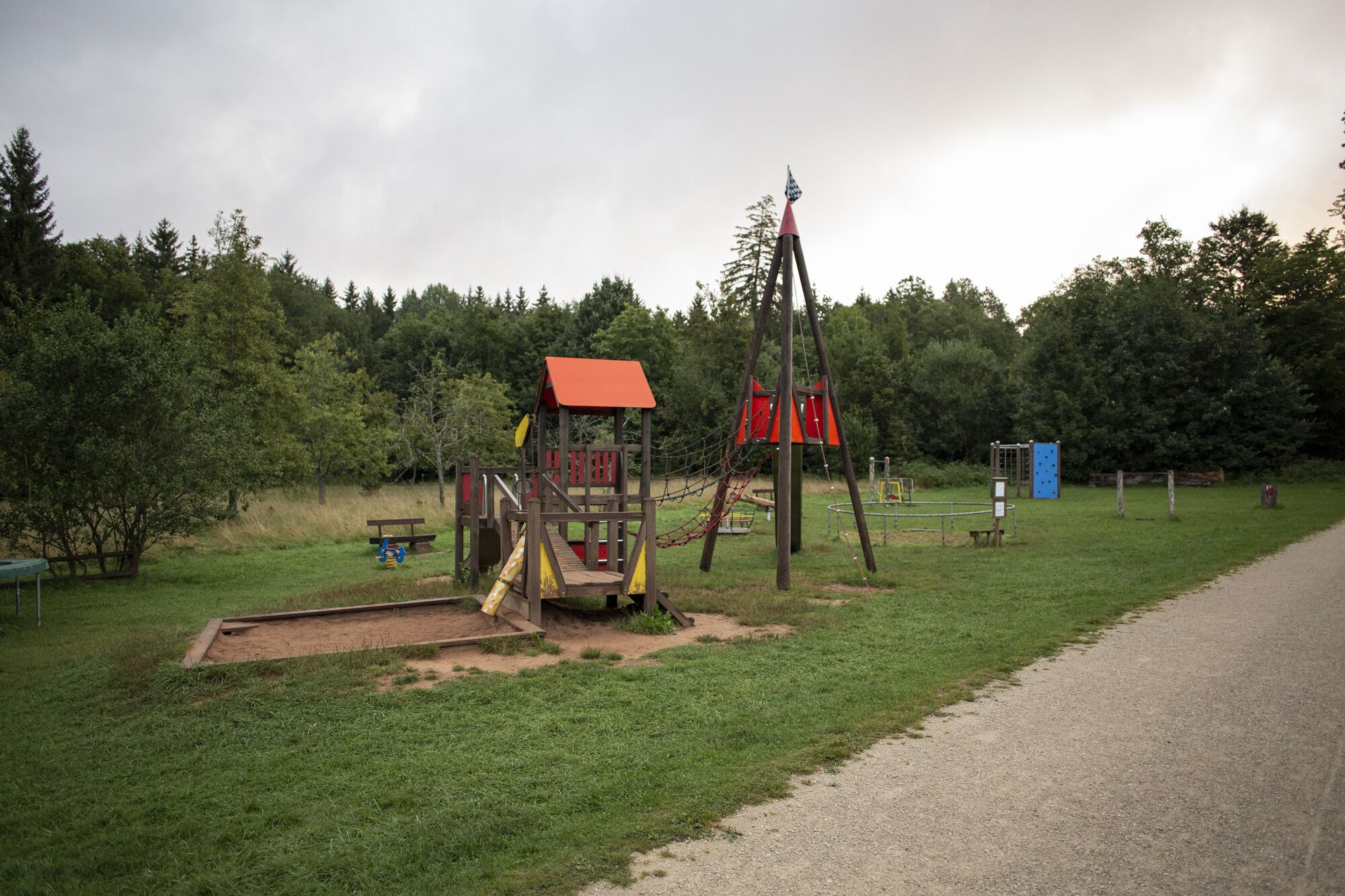 children’s play area – outdoor