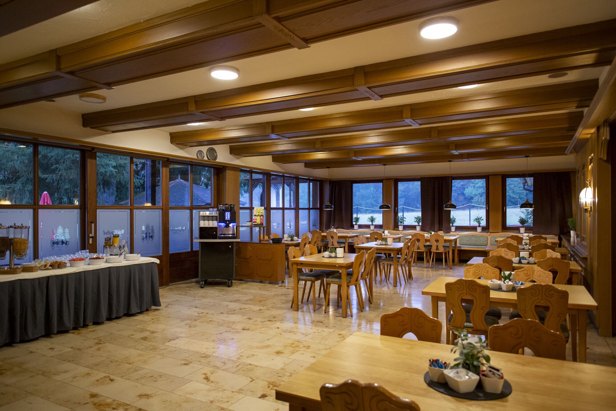 daily buffet breakfast (eur 9.00 per person)