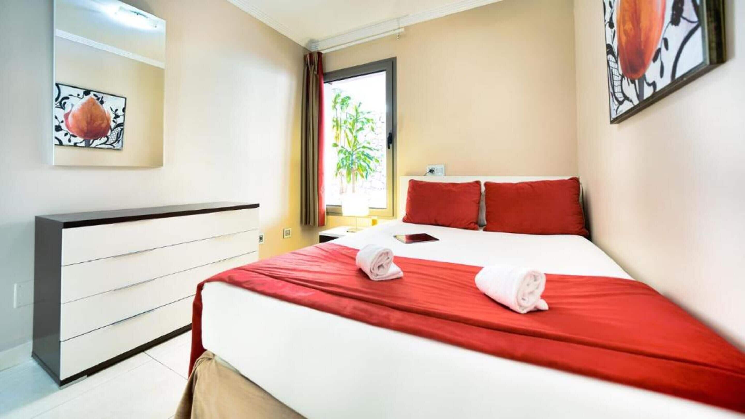 Lägenhet - 2 sovrum - balkong | Sängtillbehör av högsta kvalitet, duntäcken och memory foam-madrasser