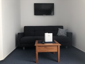 Family Room, Balcony | Extra beds