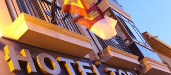Hotel Toral