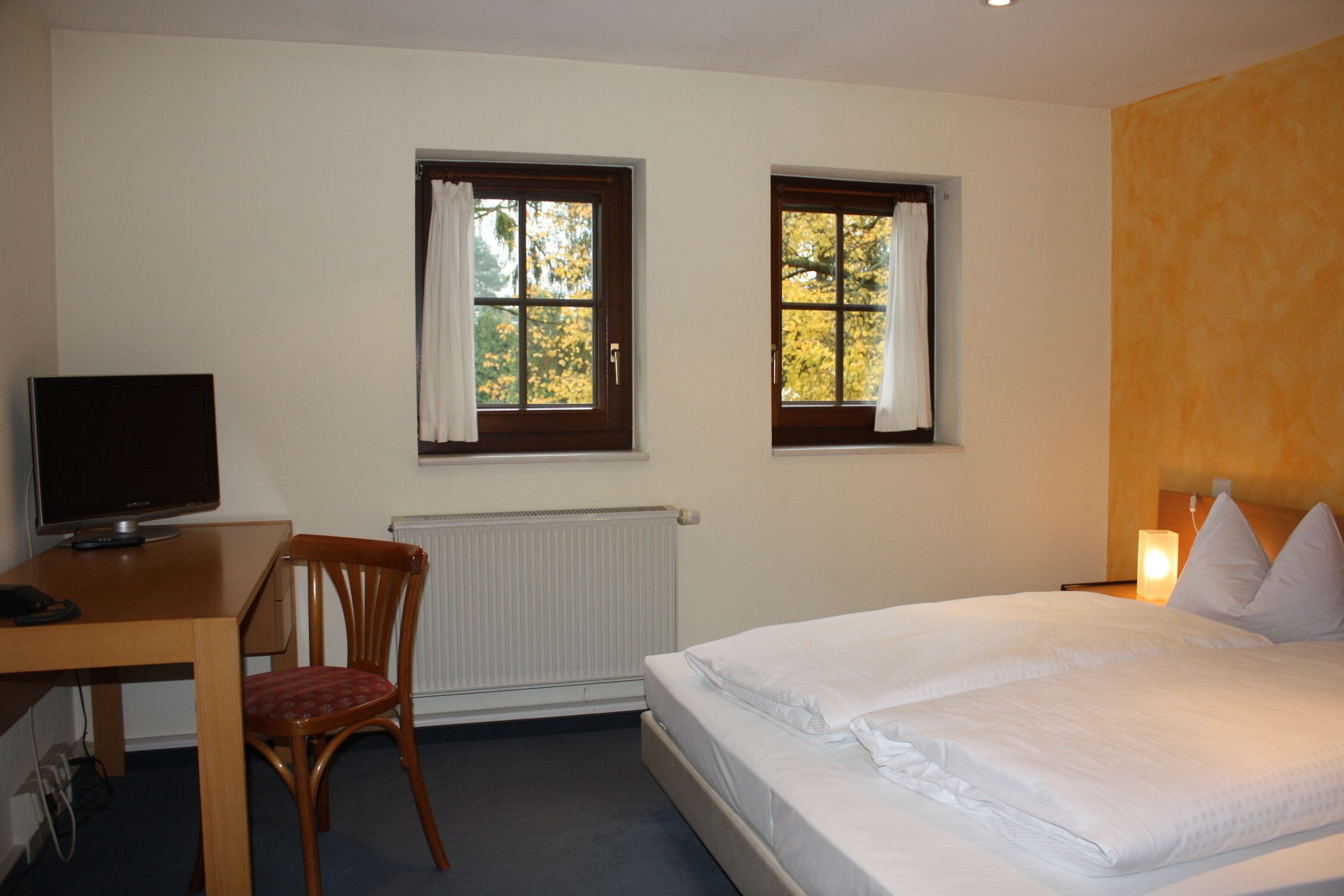 comfort double room | desk, cots/infant beds, rollaway beds, free wifi
